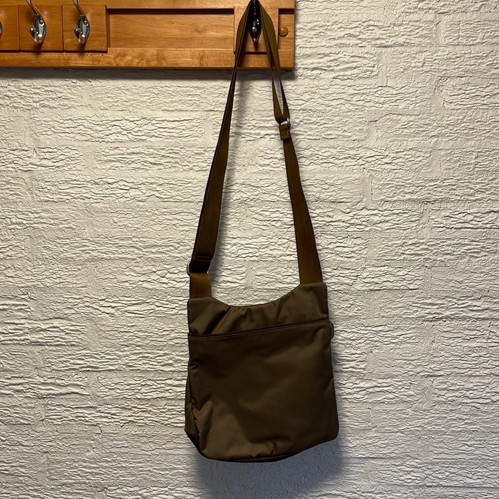 Tumi Alpha Travel Pocket Bag Small Purse - Picture 2 of 8